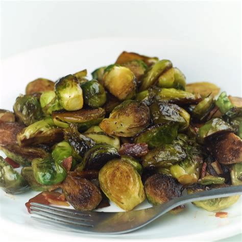Cut garlic into very thin slices. Crispy Pan Fried Brussel Sprouts Recipe With Bacon And ...