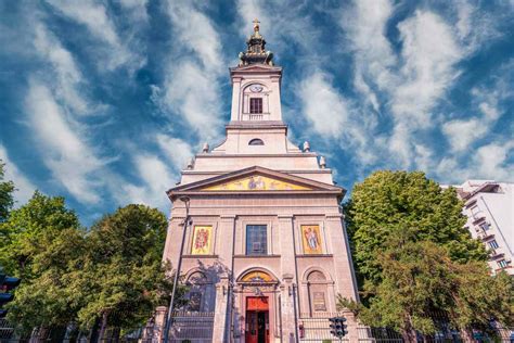 Saborna Crkva Istražite Verski Simbol Beograda