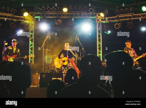 Chinese Rock Band Neon Hi Res Stock Photography And Images Alamy