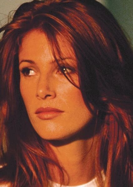 Angie Everhart Photo On Mycast Fan Casting Your Favorite Stories