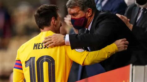 Kemudian jelang laga inter vs napoli pada rabu 29 juli 2020 dini hari wib, siluet messi dijadikan iklan promosi laga tersebut. Il papà di Messi a Milano: le foto esclusive e l'ipotesi Inter o Milan per l'argentino - Erfaina