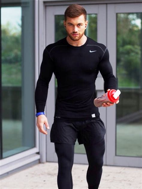 Best Sports Outfits For Men To Try Instaloverz