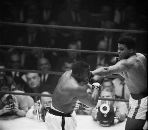 Muhammad Ali Vs Liston 1964 Classic Photos Of Alis First Title Bout