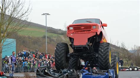 Bildergalerie Monster Truck Show Südwest Presse Online