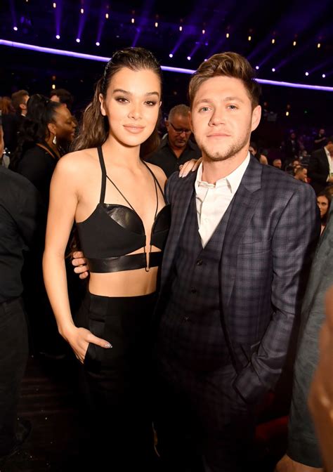 Niall Horan Flies To Nyc To Hang With Hailee Steinfeld