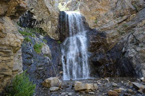 15 Amazing Waterfalls In Utah The Crazy Tourist