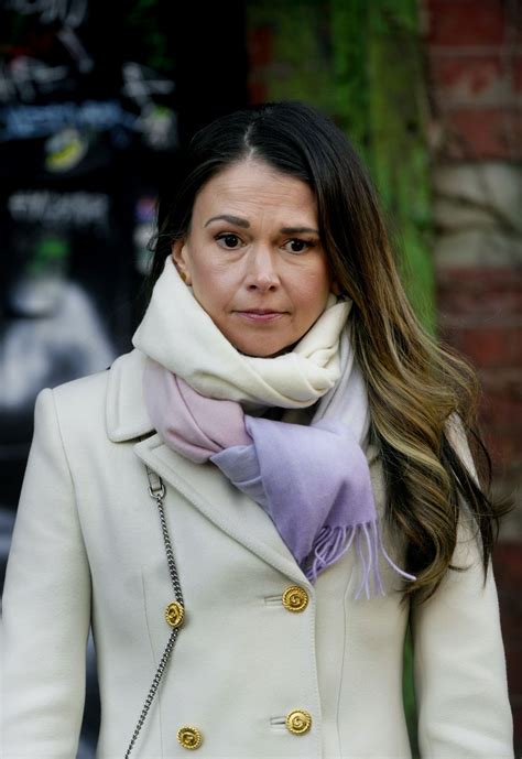 Sutton Foster On The Set Of Younger In New York 01212021