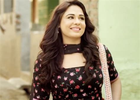 mandy takhar height weight age stats wiki and more