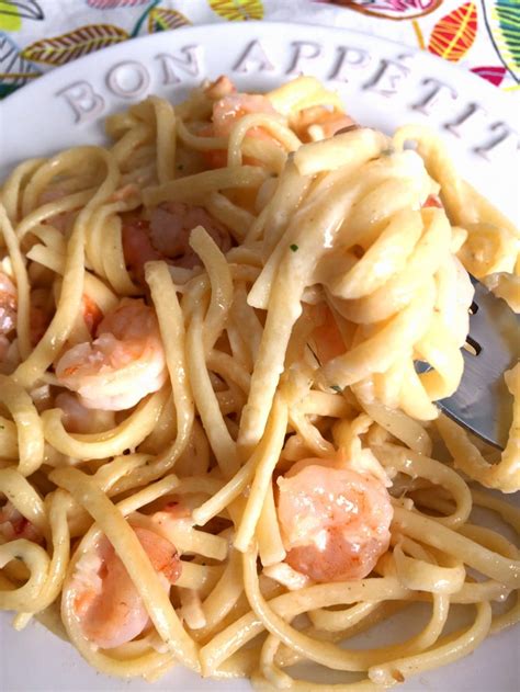 creamy pasta with shrimp recipe creamy garlic shrimp pasta recipbestes