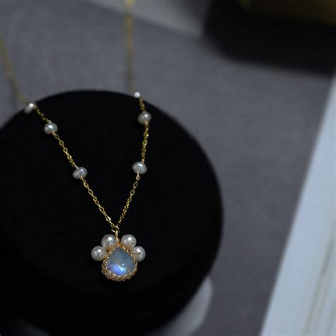 Pearl And Moonstone Necklace Apollobox