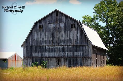 Michael C. Wells Photography: Mail Pouch Tobacco Barn 3