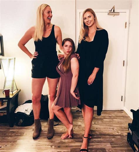 Ft Jenna Laura And Ft Sheii By Zaratustraelsabio On Deviantart Tall Women Fashion Tall