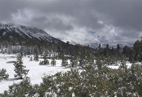 Snowfall Welcomes Start Of Fall In The Sierra Nevada Las Vegas Review