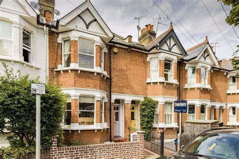 Homes For Sale In Latham Road Twickenham Tw1 Buy Property In Latham