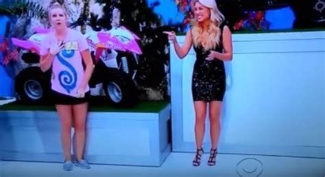 Price Is Right Model Takes An Unfortunate Tumble Mid Show Breaks Set