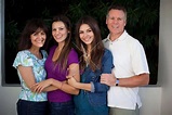 victoria together with her parents and her sister. | Victoria justice ...