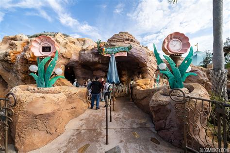 Ariels Grotto Little Mermaid Meet And Greet Reopens At Magic Kingdom