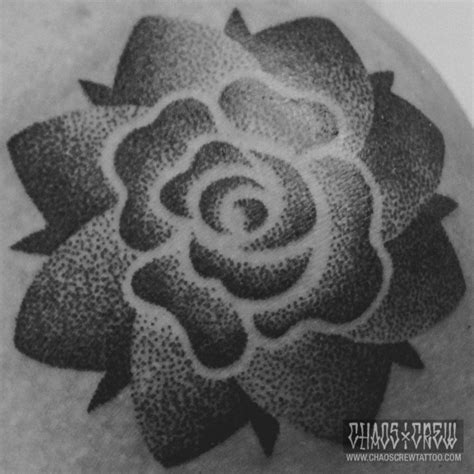 Beautiful Dotwork Rose Tattoo Studio München Chaos Crew
