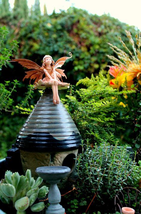 10 Fairies And Fairy Gardens Ideas Fairy Garden Miniature Garden Fairy