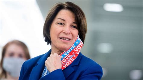 Sen Amy Klobuchar Reveals Breast Cancer Battle Good Morning America