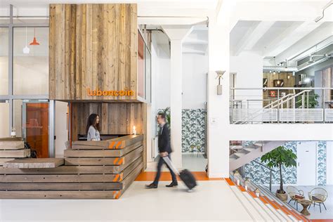 Nous sommes de ceux qui pensent que le bonheur se partage et se transmet. Photos : Le Bon Coin a de nouveaux bureaux •LLLLITL