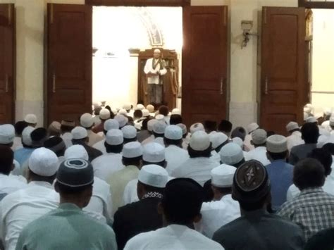 Suatu malam, nabi musa naik ke bukit thursina. Khutbah Gerhana Bulan : Ustadz Alwi Bin Ali AlHabsyi ...