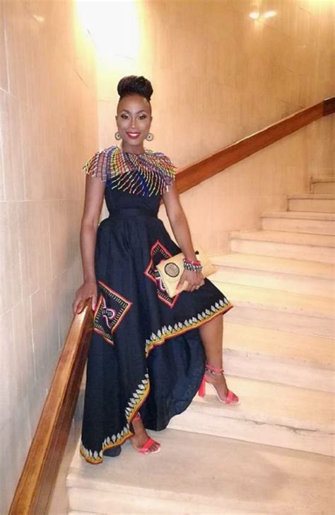 Sumptuous Cameroonian Women In Toghu Dress