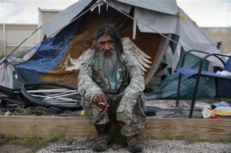 In Arizona The Homeless People Live In A City Of Tents 35 Pics