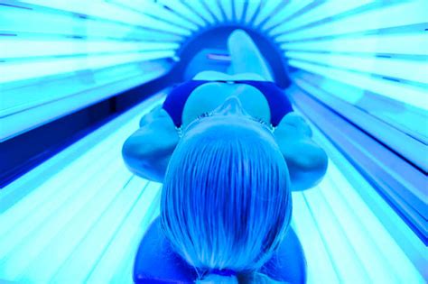 Tanning Beds Officially Classified As Carcinogen Says Who Beautygeeks