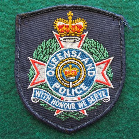 Queensland Police Shoulder Patch - With Honour We Serve - Gumnut Antiques