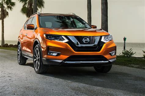2017 Nissan Rogue First Drive Review Gunning For 1 Motortrend