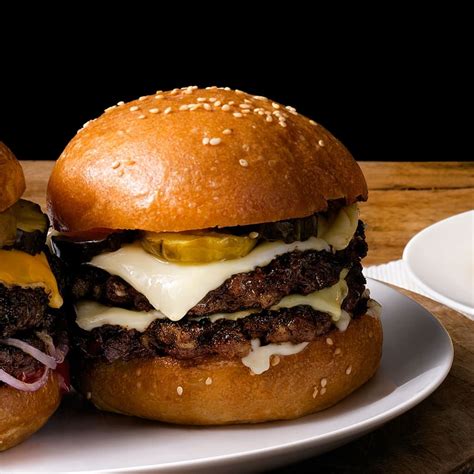 The Best Burgers In America In 2020 Best Burger In America Good