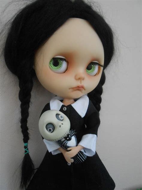 custom blythe doll wednesday addams bambole di feltro bamboline idee