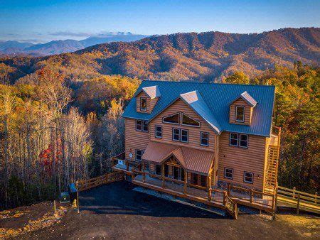 Browse our gatlinburg luxury cabin rentals vacations • family reunions • weddings & events gatlinburg mansion 14 bedrooms swimming in the clouds 2 x 4 bedroom cabins Pet friendly cabins in Gatlinburg and Pigeon Forge offered ...