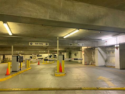 The Fordham Garage Parking Find And Book Parking Near Chicago Illinois