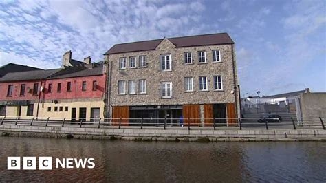 1000 New Jobs For Newry Based Firm First Derivatives Bbc News