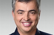 Apple's Eddy Cue Believes the Future of Music Isn't Lossless Its ...
