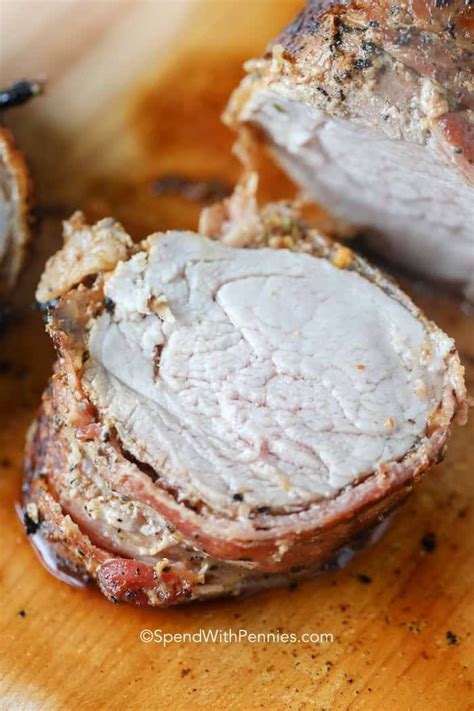 Some doctors recommend pork as an alternative to beef, so when you're trying to minimize the amount of red meat you consume each week, pork chops are a versatile meat choice that makes. Foil Wrapped Pork Tenderloin Recipes / The Grilling Greek: Grilled Pork Tenderloin with Foil ...