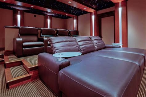 7 Ways To Create Your Perfect Home Theatre Stage Chic