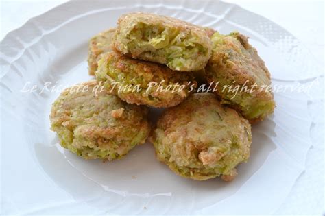 Avevo una verza intera non molto grande e ho usato due patate medie (risultato: Polpette di verza e fagioli