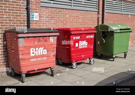 Large Recycle Bin Biffa Commercial Waste Recycling Stock Photo Alamy
