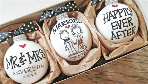 Personalized DIY Wedding Gifts Ideas For Couples