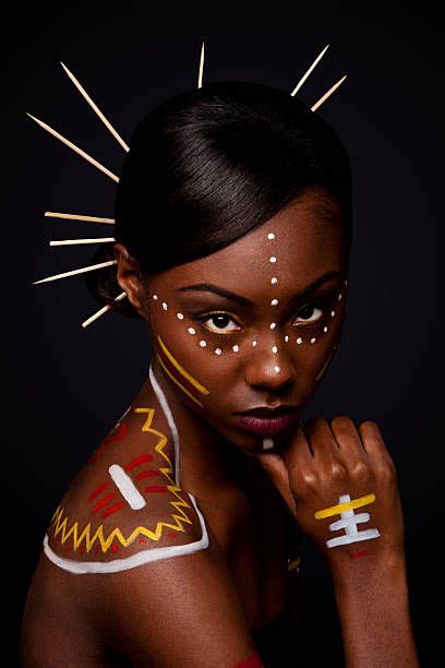 Image Result For White Dot Face Paint African Maquillaje Para Negras