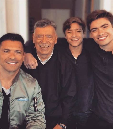 Mark Consuelos Parents Saul Consuelos Camilia Consuelos Siblings