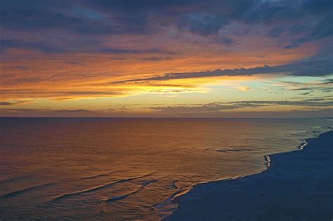 Download 3840x2400 Wallpaper Beach Sunset Calm Sea
