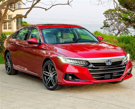 2021 honda accord hybrid | manufacturer image. 2021 Honda Accord vs 2018-2020: Facelift differences & changes