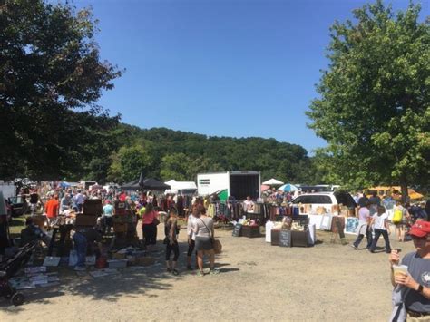 Everyone In Connecticut Should Visit This Epic Flea Market At Least