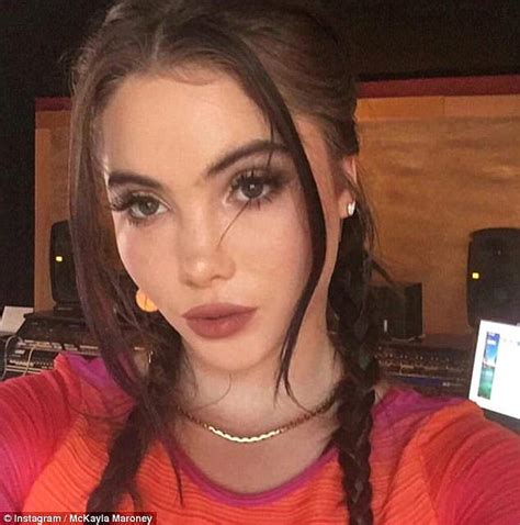 Mckayla Maroney Returns To Instagram With New Pictures Daily Mail Online