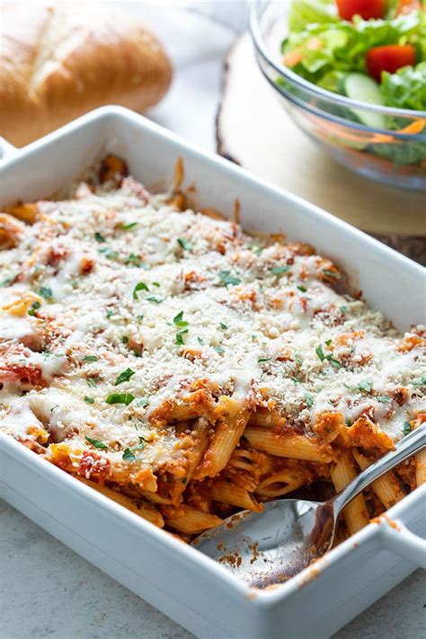 Easy Chicken Parmesan Casserole All Of The Chicken Parmesan Flavors