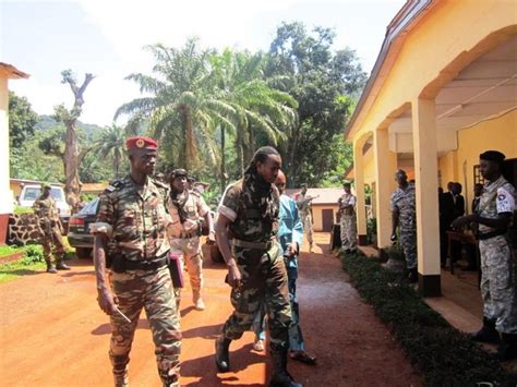 Centrafrique Les Rebelles Du Séléka Aux Portes De Bangui Le Journal